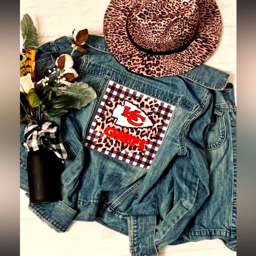 Kansas City chiefs womens Jean jacket custom made size Xlarge